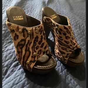 Stuart Weizman sz 5 wooden heels New leopard print